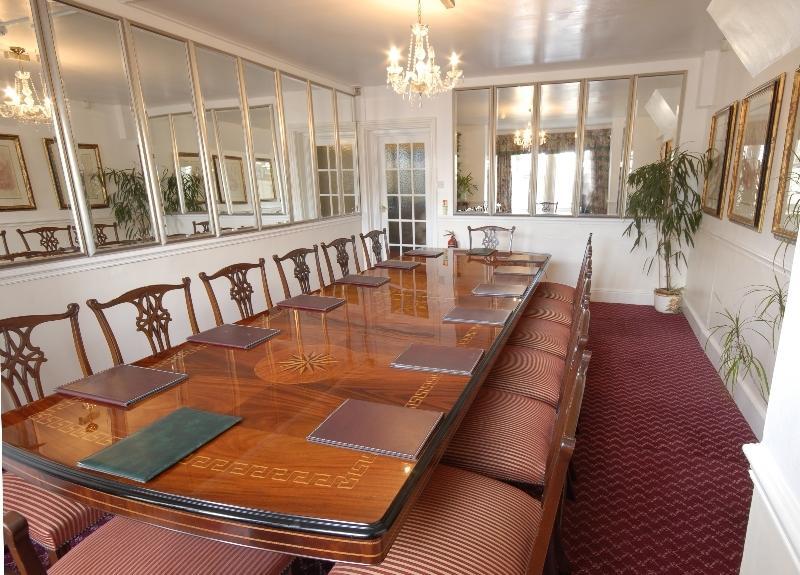 Courtlands Hotel Eastbourne Bagian luar foto